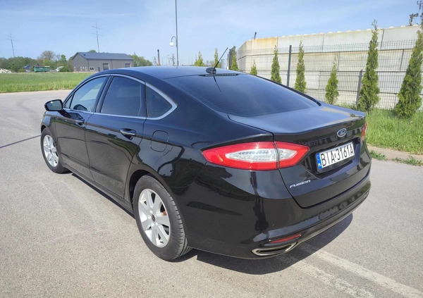 Ford Fusion cena 48000 przebieg: 168000, rok produkcji 2015 z Łapy małe 37
